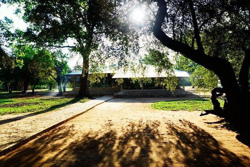 Crocodile Park Bungalow Kataragama Exterior foto